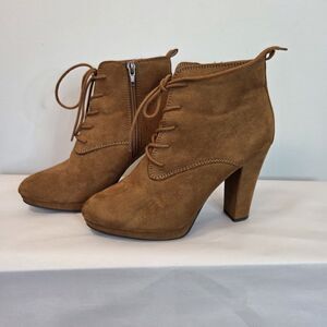 Forever 21 Boots Women’s Brown Faux Suede Ankle Boots Zipper Block Heels 6